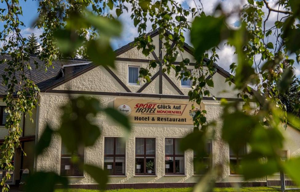 Sporthotel Glueck Auf Moenchenfrei Brand-Erbisdorf Exterior photo